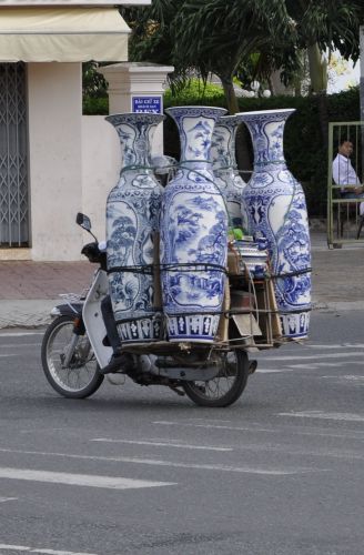 Vases on Moped
